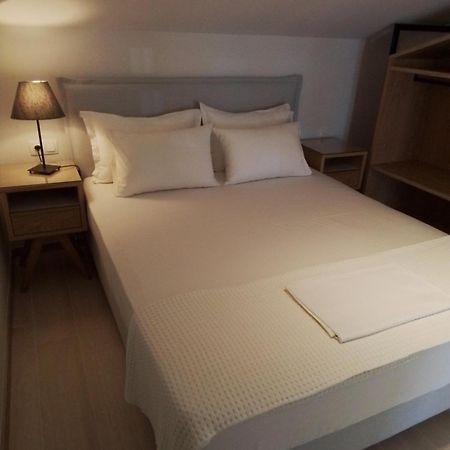 Kallikratia Suites 1 Nea Kallikrateia Ngoại thất bức ảnh