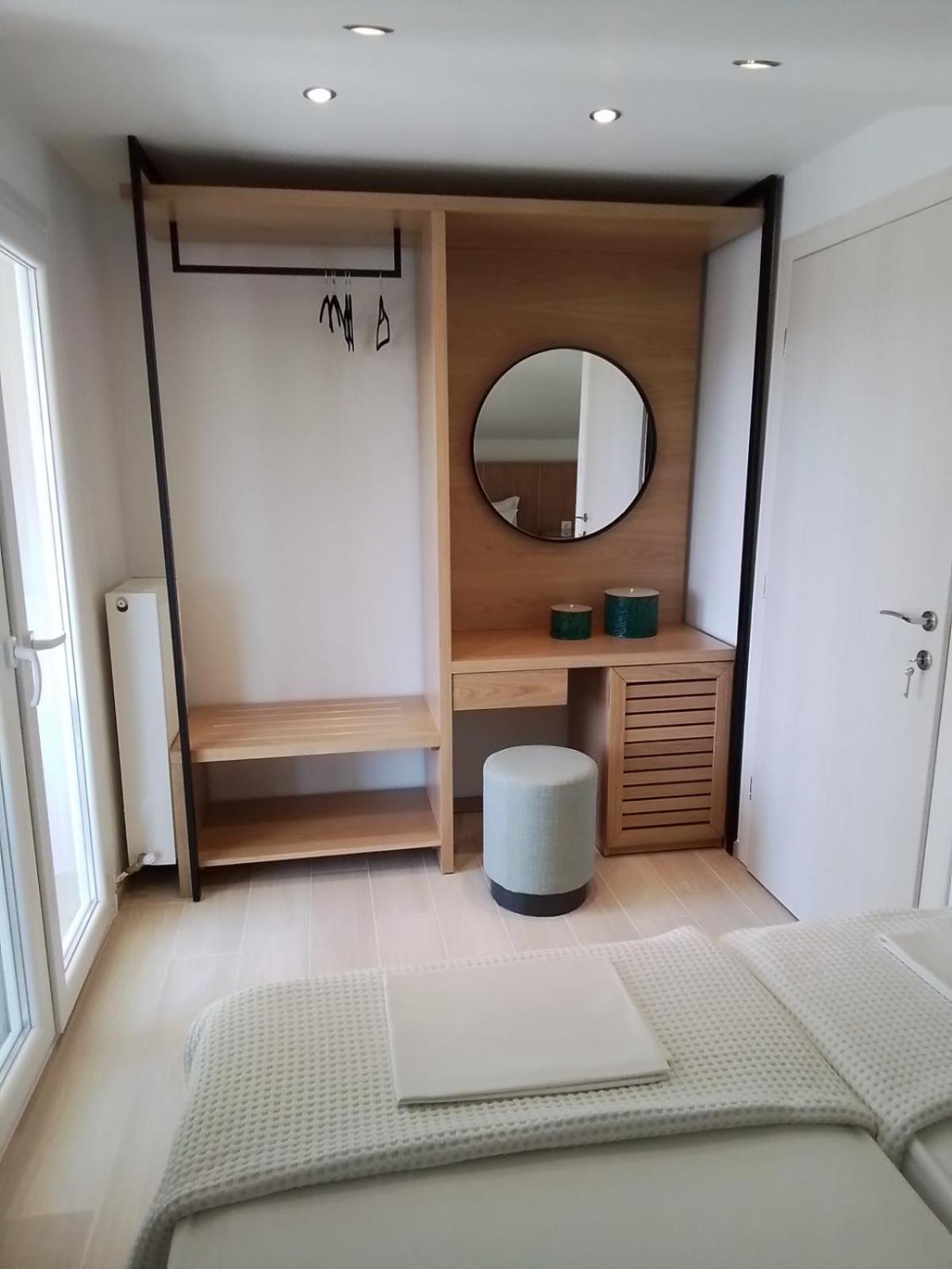 Kallikratia Suites 1 Nea Kallikrateia Ngoại thất bức ảnh