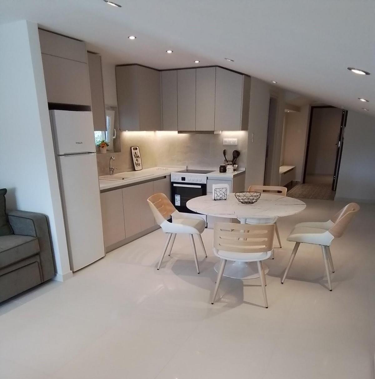Kallikratia Suites 1 Nea Kallikrateia Ngoại thất bức ảnh